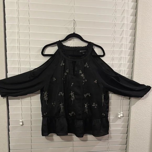 I.N.C. International Concepts Black Embroidered Women's Top Size L (USED) - Picture 1 of 7